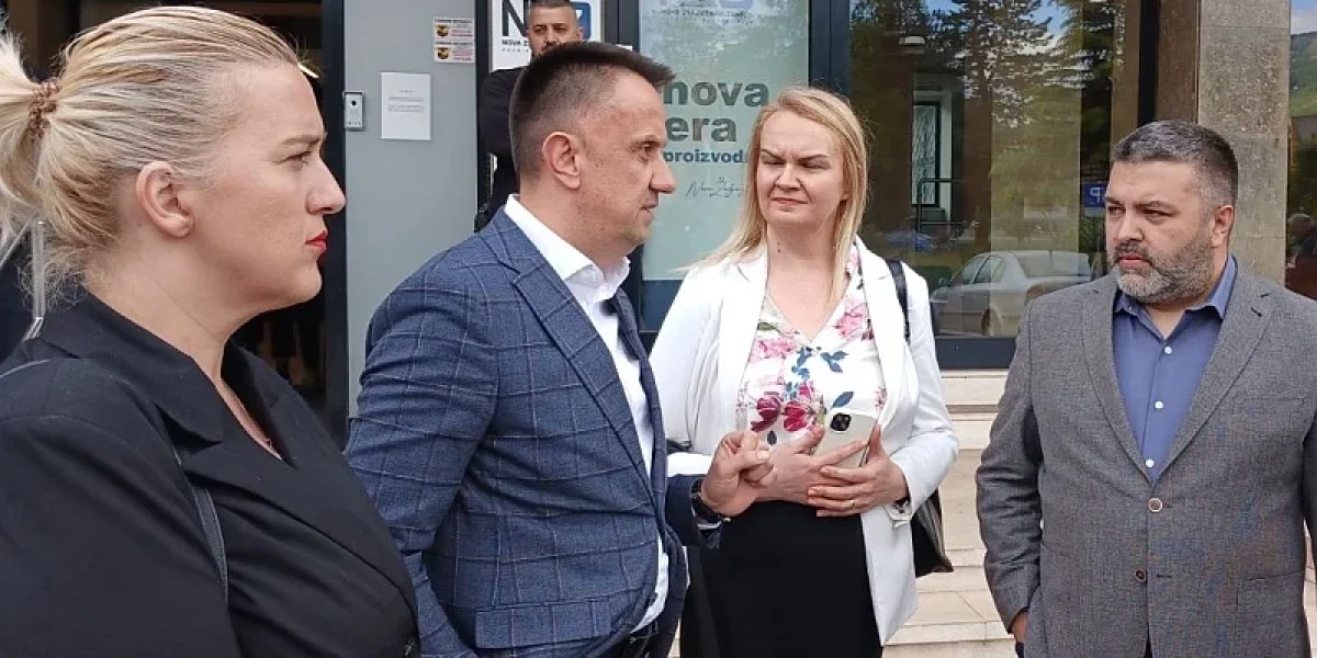 Lakić je danas posjetio Novu Željezaru Zenica s predstavnicima Vlade FBiH
